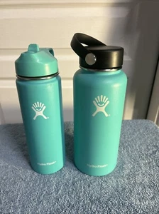 Lot Of 2 HYDRO FLASK 32oz WIDE MOUTH & 20oz Flip Top Turquoise Blue - Picture 1 of 8