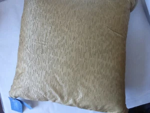 NWT Vera Wang 16'' X 16'' Square Pillow Green /Blossom - Bild 1 von 3