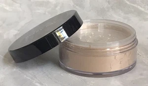 New No Box Mary Kay Silky Setting Powder Light Beige #175894 Full Size Fast Ship - Picture 1 of 2