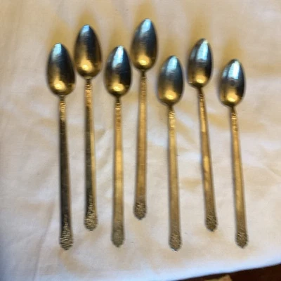 King Edward Silverplate Long Teaspoons 7 1/4. Set Of 7 - Image 1 of 4