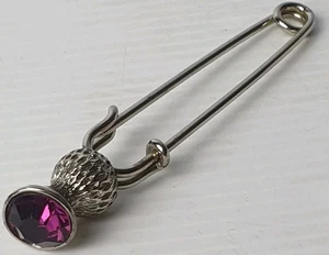SCOTTISH Thistle Kilt Pin Silver Tone Purple Faceted Stone Effect L8cm Vgc - Picture 1 of 6