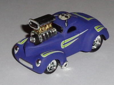 Funline Lavendar 1941 Jeep Willys Coupe Blvd. Blasters Muscle Machines NM 1/64 - Image 1 of 2