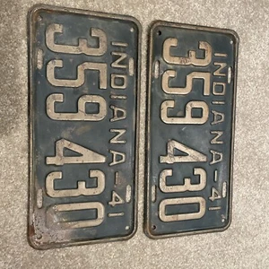 Targa vecchia auto d'epoca Indiana 1941 359 430 coppia vernice originale - Foto 1 di 2