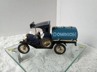 Corgi Classics Die Cast Model 872 Ford Model T Dominion Tanker - Image 1 of 4