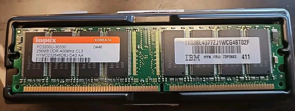 Hynix 256MB PC3200U DDR 400MHz CL3 - Image 1 of 3