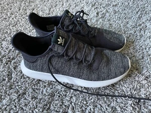 Adidas Tubular Shadow Knit core black utility Gr. 45 US 11 UK 10.5 BB8826 - Bild 1 von 6
