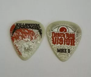 KILLSWITCH ENGAGE MIKE D'ANTONIO DEATH RAY Tour Issue GUITAR PICK Glow In Dark - Picture 1 of 2