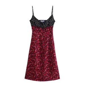 Bloggers Favors Shop Liropolla-0 schlankes kurzärmeliges Minikleid - Bild 1 von 16