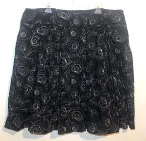 Nine West Pleated Black and White Floral Print Skirt, size 22W. - Picture 1 of 7