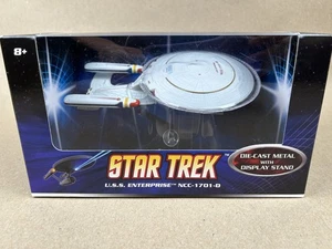 Mattel Hot Wheels Star Trek U.S.S. 2008 Enterprise NCC-1701-D nave pressofusa NOS - Foto 1 di 8
