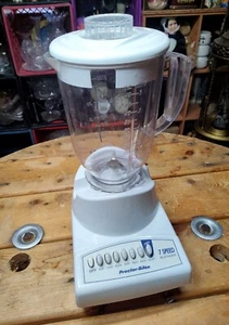 Hamilton Beach/ Proctor Silex Blender 57171  7 speed White Tested 48 Oz 6 Cups  - Picture 1 of 3