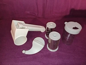 Pampered Chef Deluxe Käsereibe 1275 Hand-Drehart & Rostbehälter - Bild 1 von 7