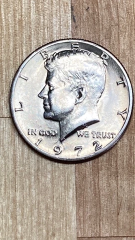 Beautiful 1972 P Kennedy Half Dollar Error Rare Coin See Pics Cover