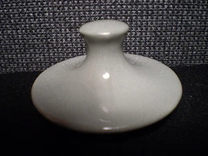 Vintage Harkerware Gray REPLACEMENT LID 2 1/4" Diameter x 1 1/4" High - Picture 1 of 1