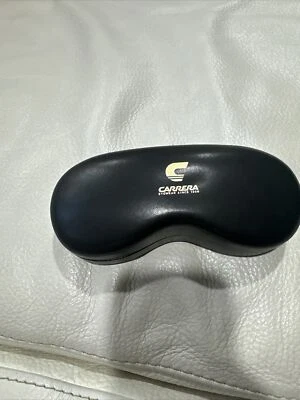 Gafas de sol de tela Carrera ® Clam Shell Hard Shell NUEVAS Auténticas Foto 1 de 4