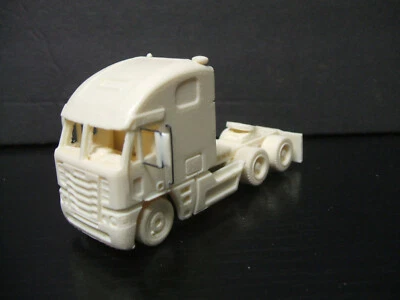Custom built 1:87 HO Freightliner Argosy Truck Tractor resin model - Imagem 1 de 4
