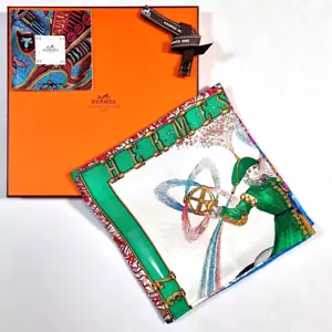 RARO VINTAGE HERMES Bufanda de Seda "Feux d'Artifice" Carre 90 por Michel Duchene - Imagen 1 de 14