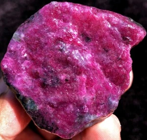 140g Museo!!! Rubí rojo natural en gema de cristal de zoisita verde espécimen ie1394 - Imagen 1 de 12
