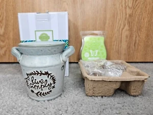 Authentic Scentsy Warmer Live Simply night light NEW also available full size - Picture 1 of 5