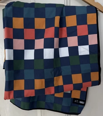 Slowtide Sundown Asciugamano da Viaggio Asciugatura Rapida 30in x 60in (GQ Box) - Immagine 1 di 3