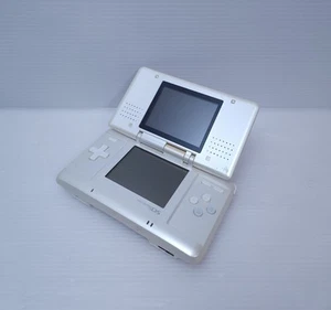 Retro Nintendo DS funktionstüchtig 3 Konsolen guter Zustand - Bild 1 von 6