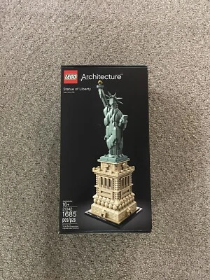 LEGO 21042 Architecture Statue of Liberty New SEALED - Image 1 of 4