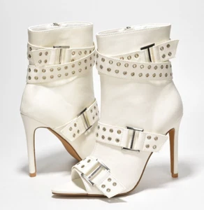 Sexy botas al tobillo con correa de cinturón Slayter punta abierta tacones de aguja blanco cuero vegano - Imagen 1 de 6