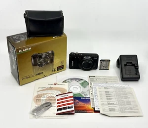 Fujifilm FinePix F500 EXR 16.0MP Digitalkamera - Schwarz - Getestet - Bild 1 von 18