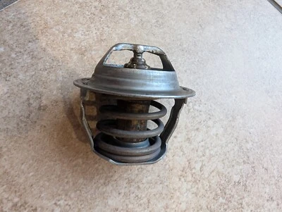 2005-2011 Saab 9-3 2,0 л, 2011 Saab 9-5 2,3 л оригинальный OEM Engn термостат охлаждающей жидкости - Изображение 1 из 4