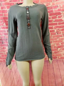 Nick and Mo Size L Gray BEAUTIFUL Buttons Pullover Women's Knit Sweater - Picture 1 of 10