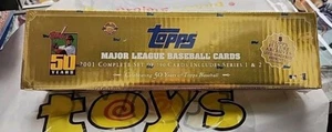 2001 TOPPS BASEBALL COMPLETE FACTORY SEALED GOLD BOX SET ICHIRO RC - Picture 1 of 1