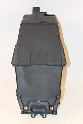 Guardabarros trasero Triumph Speed Triple 2011 guardabarros bandeja capó Foto 1 de 4