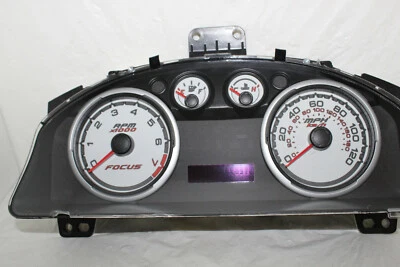 Medidores de painel de instrumentos velocímetro 2010 2011 Ford Focus 40.200 milhas - Imagem 1 de 4