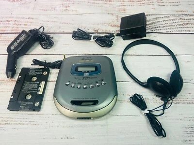 Lenoxx Sound CD-88 Digital ESP Plus Anti-Skip Portable Player with Accessories W - Image 1 of 4