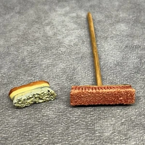 Breyer Horse Stable Brush & Push Broom - Picture 1 of 5