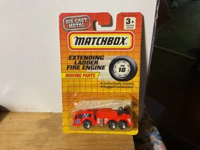Matchbox MB 18 Extending Ladder Fire Engine color is bright orange from 1993. - Image 1 of 4