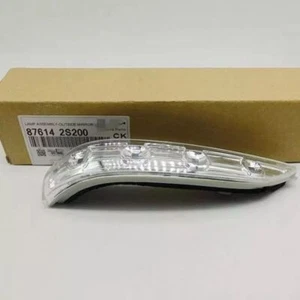 New Left Side Mirror LED Turn Signal Indicator Light For Hyundai Tucson 10-13 - Picture 1 of 5
