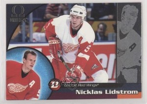 1998-99 Pacific Omega Nicklas Lidstrom #83 HOF