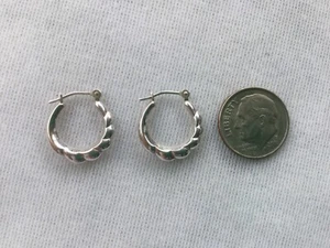 14k White Gold (tested/stamped) Snap Back JACMEL Hoop Earrings Signed JCM .9 gr. - Picture 1 of 5