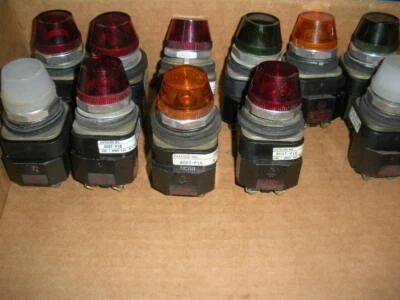 Allen Bradley Luz Piloto Indicador 120vac 800T-P66 11 Disponible 30.5mm Colores Foto 1 de 4