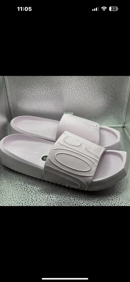 Niños Grandes Jordan Nola CZ8027-601 Toboganes Regal Rosa Pálido Aire Suave Retro Talla 5 Foto 1 de 4