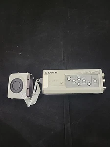 Sony DXC-390 Exwave HAD 3CCD Compact Color Video Camera - Picture 1 of 8