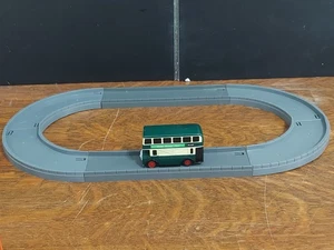 Z25 ~ Tomy Thomas & seine Freunde TrackMaster 1995 motorisierte Bulgy der Bus & Track - Bild 1 von 8