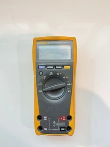 MEDIDOR FLUKE 177 TRUE RMS (SOLO PIEZAS) PARA PIEZAS - SE ENVÍA RÁPIDO - Imagen 1 de 7