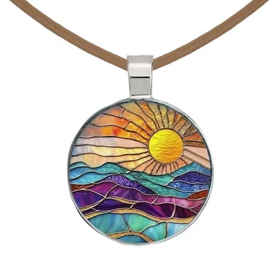 Intrincado Collar Cordón Colgante Arco Iris Holográfico Alto Detalle Sol Naciente Foto 1 de 4