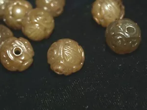 One Vintage Carved Chinese Bead Brown Serpentine Jade Round Shou Design 12mm - Picture 1 of 6