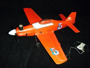 Testors Cosmic Wind Model complete with .049 Engine and Control Line circa 1976 - Picture 1 of 6