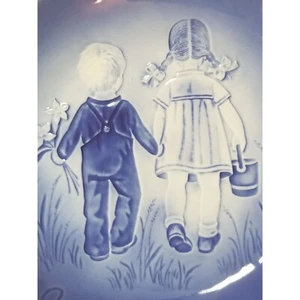 1973 Desiree Denmark Mors Dag Mother's Day Blue Plate Children Flowers 7.25" - Picture 1 of 5
