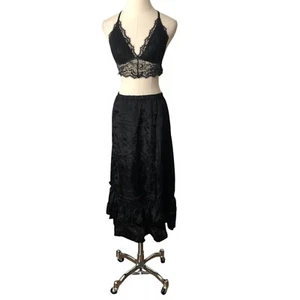 Roamans Vintage Half Slip Size B0 Black Taffeta Tiered Ruffled Midi Under Skirt - Picture 1 of 10