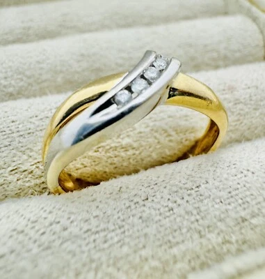 14K 2-Tone Gold Ring with 1/4 Ct Diamonds - Image 1 of 4